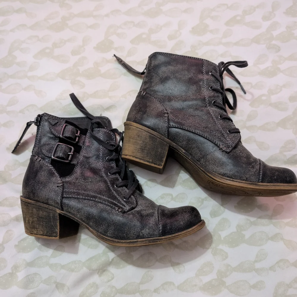 Woman's Roxy boots - Picture 2 of 4